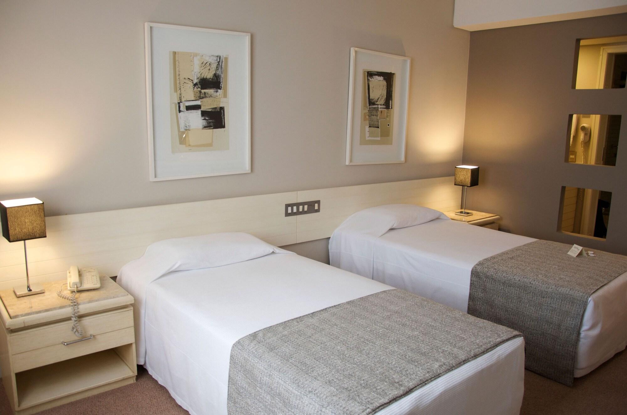 Hotel Victoria Villa Curitiba By Nacional Inn Exteriör bild