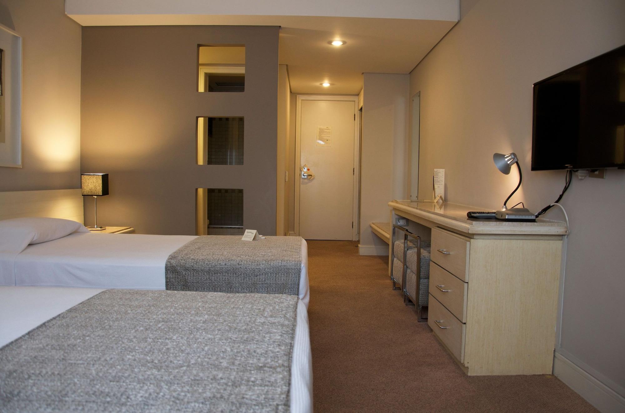 Hotel Victoria Villa Curitiba By Nacional Inn Exteriör bild