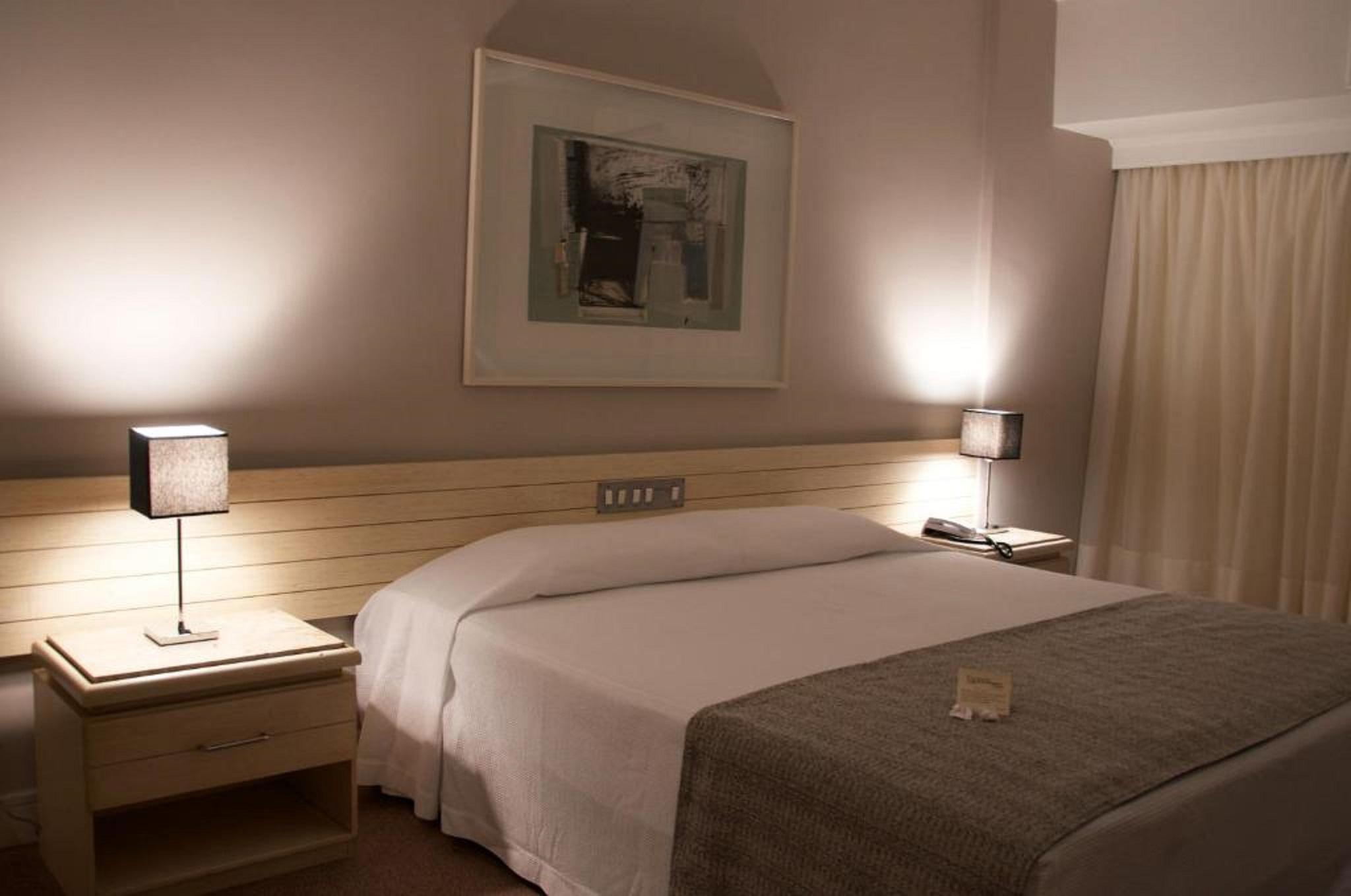 Hotel Victoria Villa Curitiba By Nacional Inn Exteriör bild