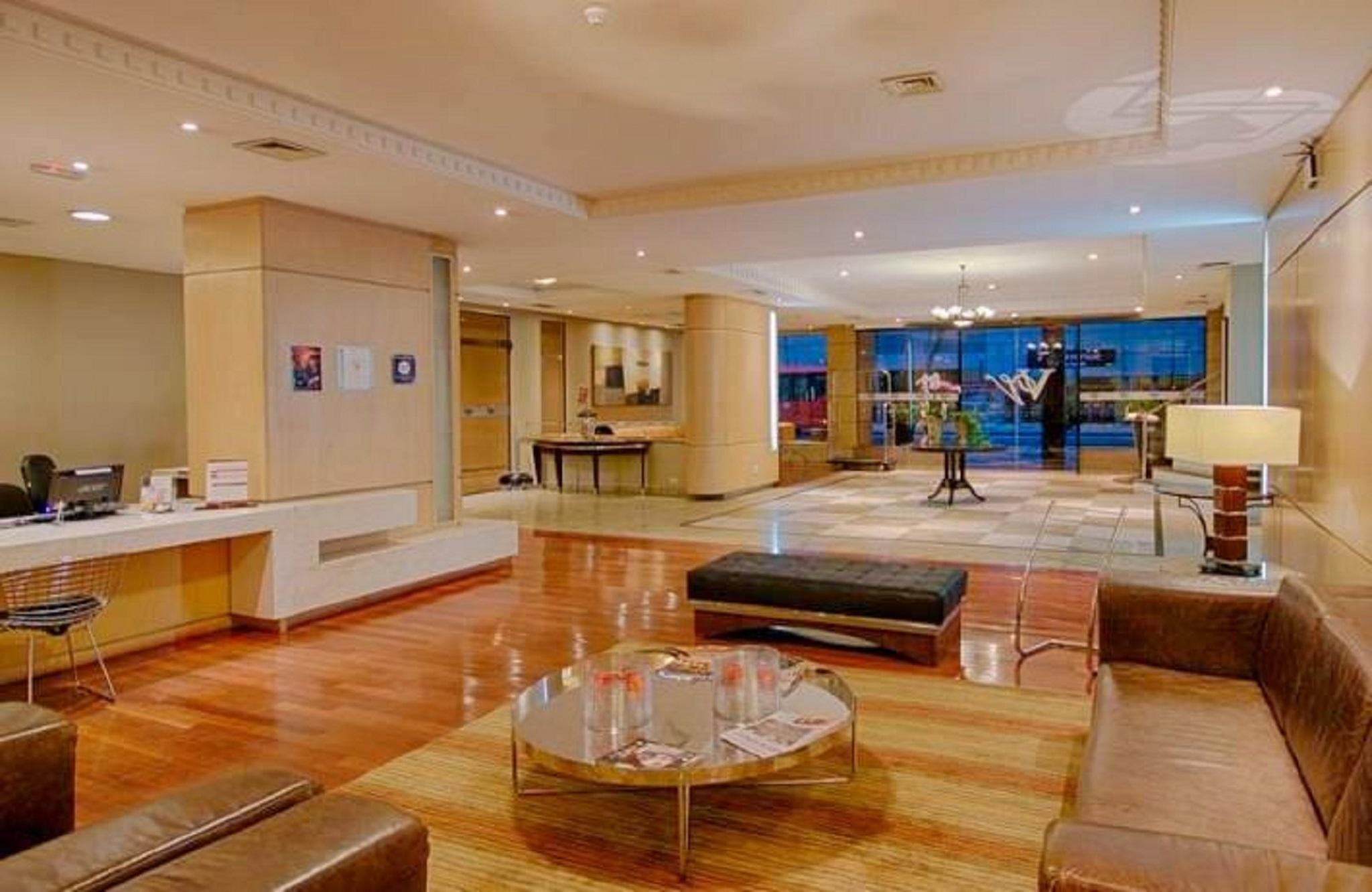 Hotel Victoria Villa Curitiba By Nacional Inn Exteriör bild