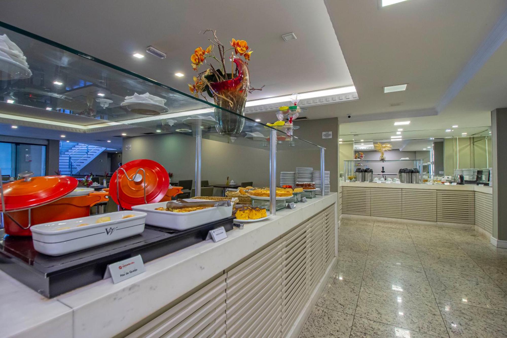 Hotel Victoria Villa Curitiba By Nacional Inn Exteriör bild