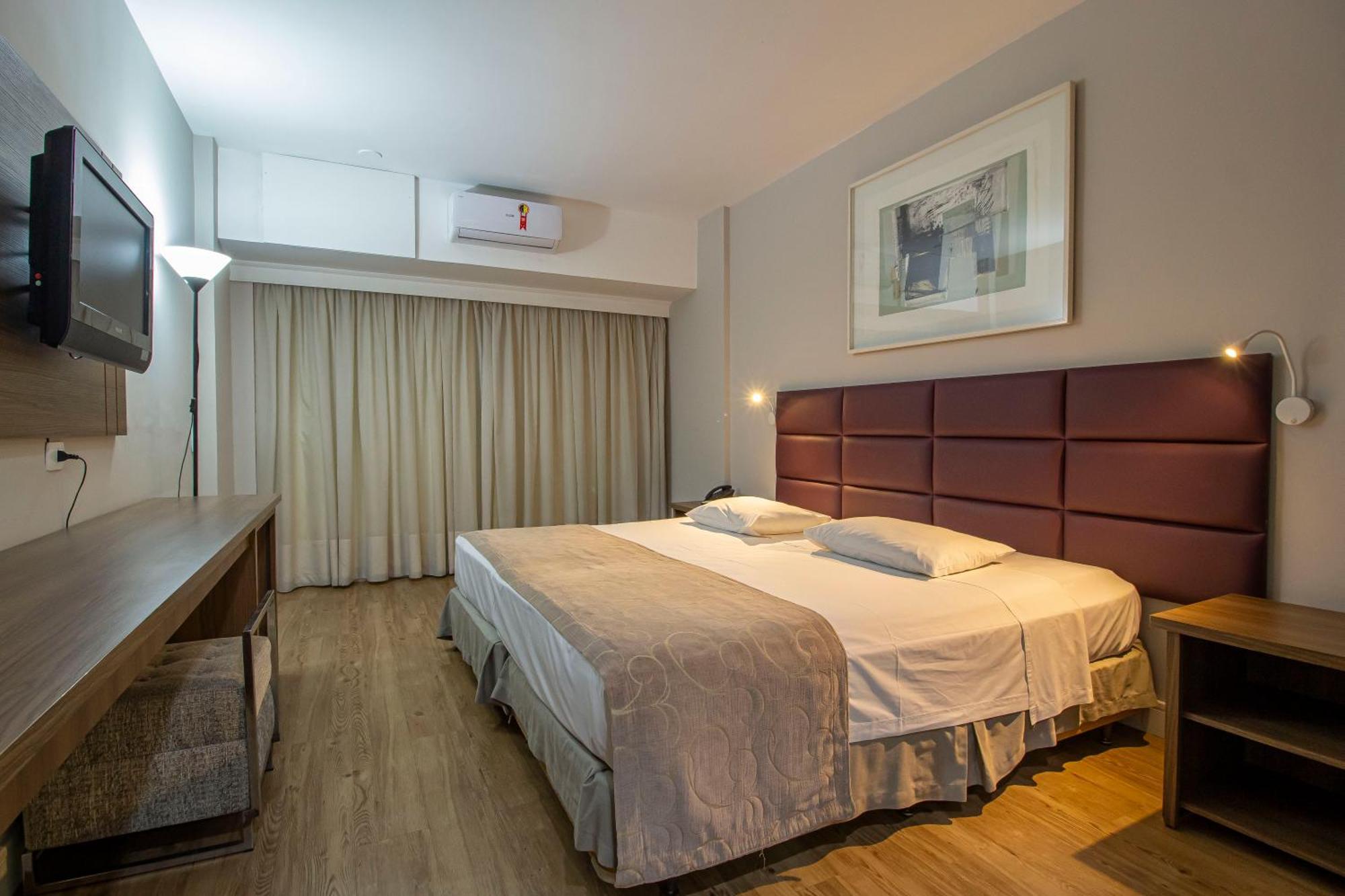 Hotel Victoria Villa Curitiba By Nacional Inn Exteriör bild